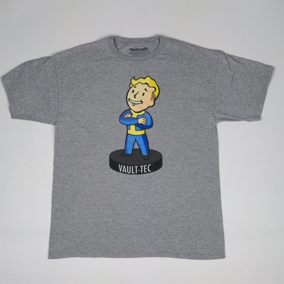 Bioworld Other - Fallout 4 Vault Boy Bobble Head Tee
